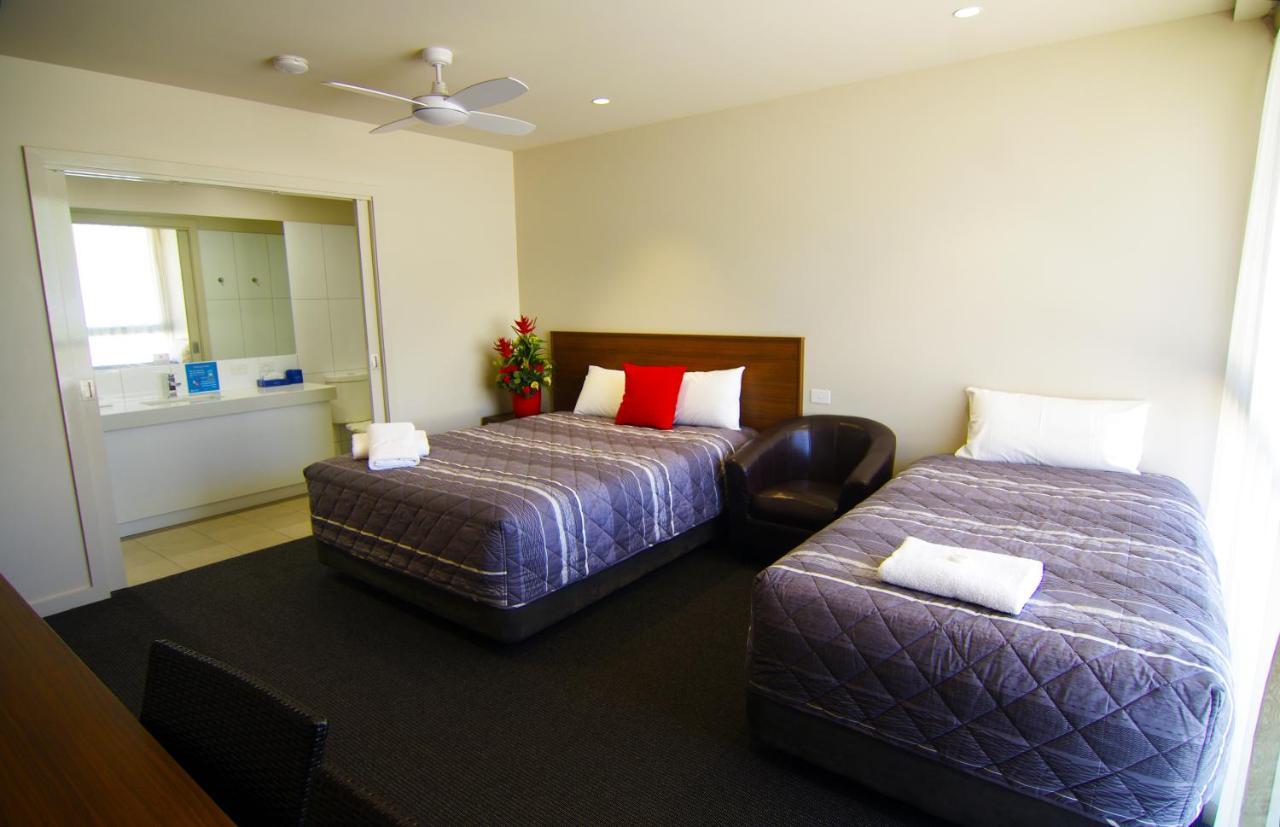 Jane Eliza Motor Inn Суон-Гілл Екстер'єр фото