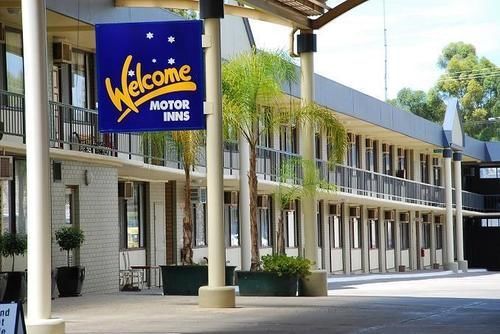 Jane Eliza Motor Inn Суон-Гілл Екстер'єр фото